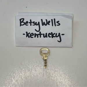 Authentic Louis Vuitton spare key 318 🔑